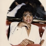 LINDA MARKS