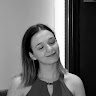 Dóra Écsi