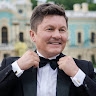 Олег Артамонов