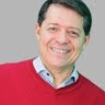 Trader Carlos Moura