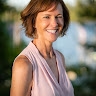 ROXANNE THOMAS