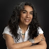 Elaine Mollindo