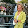 Gloria Kade